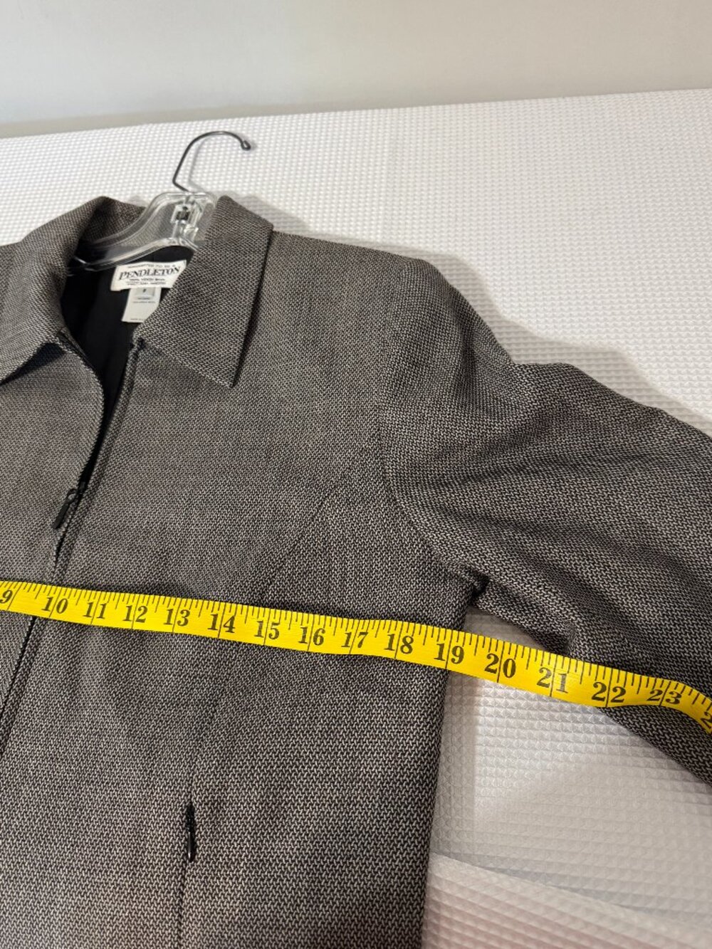 PENDLETON Herringbone Weave Gray Wool Zip Blazer - Picture 5 of 7